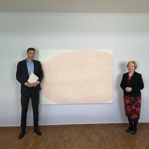 Jan Eden erhielt seine Ernennungsurkunde von Staatssekretärin Dr. Annette Storsberg im Ministerium für Kultur und Wissenschaft (MKW) des Landes Nordrhein-Westfalen. Foto: privat